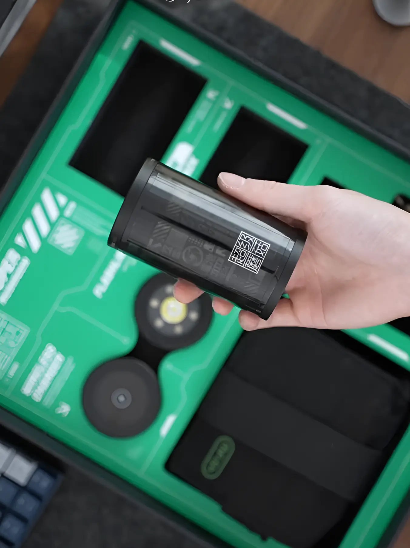 mfish Super Mushroom Laptop Power Bank (40K, 100W, Magsafe & Modular Light Kit)