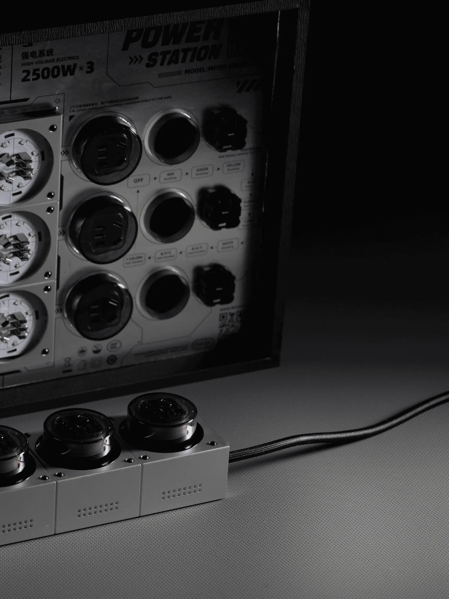 mfish E-Tank zerlegt: Limitierte Auflage gerahmter Kunstwerke (1 von 13)